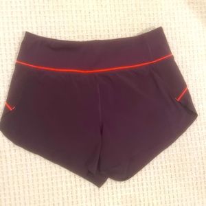 Athleta Run With It women’s running short size XS